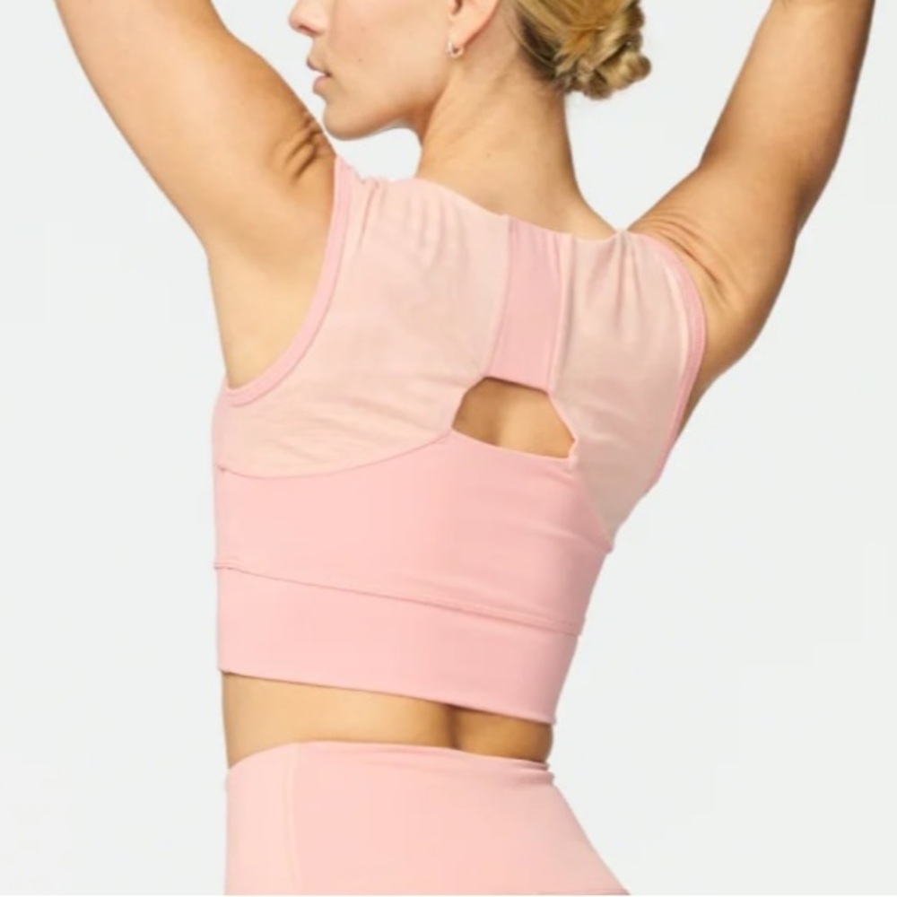 Forme Power Bra in Rosé - Picture 2 of 14